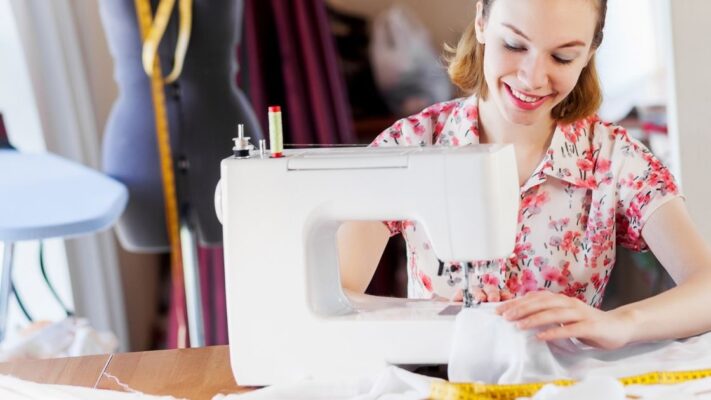 Conheça 5 especializações para costureiras que trabalham de casa 2