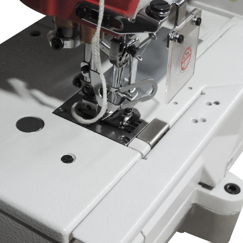 Máquina de Costura Galoneira Plana Direct Drive 3 Agulhas 5 Fios Base Fechada W-7 Dc/E Westman 3 Máquina de Costura Galoneira Plana Direct Drive 3 Agulhas 5 Fios Base Fechada W-7 Dc/E Westman - Imagem 2